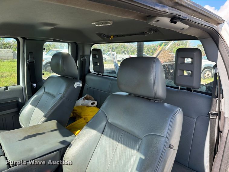 image for item DV7326 2015 Ford F250 Super Duty Ext. Cab utility bed pickup truck