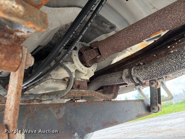 image for item DV7328 2007 Ford F550 bucket truck