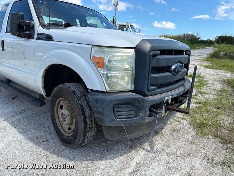 image for item DV7330 2015 Ford F250 Super Duty Ext. Cab utility bed pickup truck