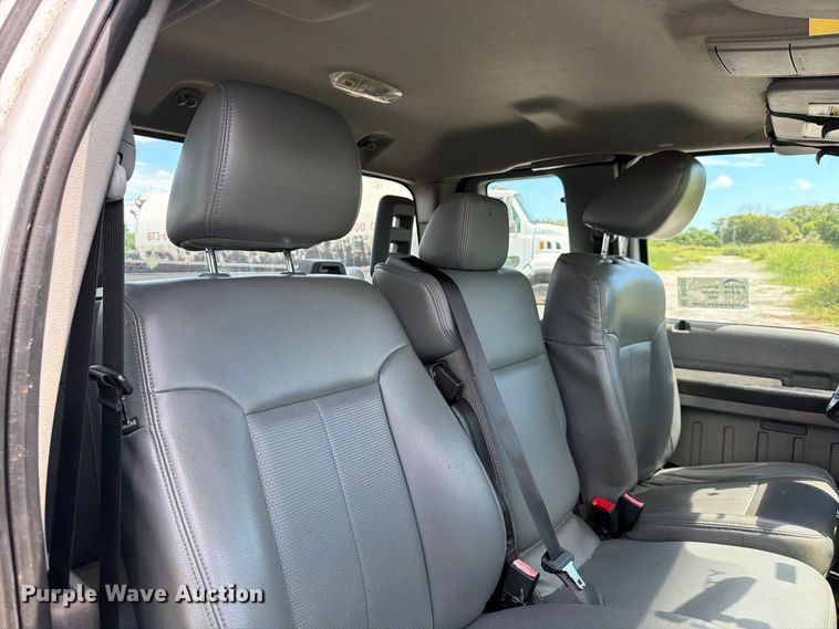 image for item DV7330 2015 Ford F250 Super Duty Ext. Cab utility bed pickup truck