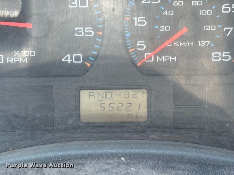 image for item DV7331 2004 International 7400 dump truck