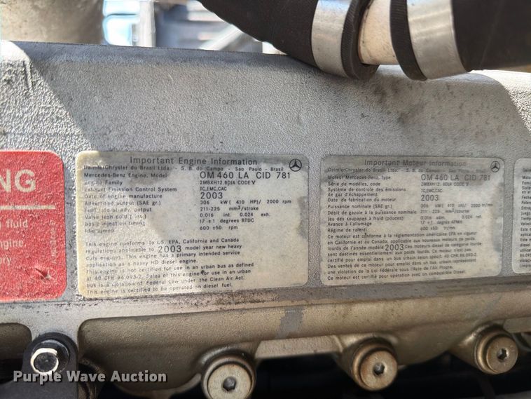 image for item DV7332 2004 Sterling Truck L9500 Series vacuum truck