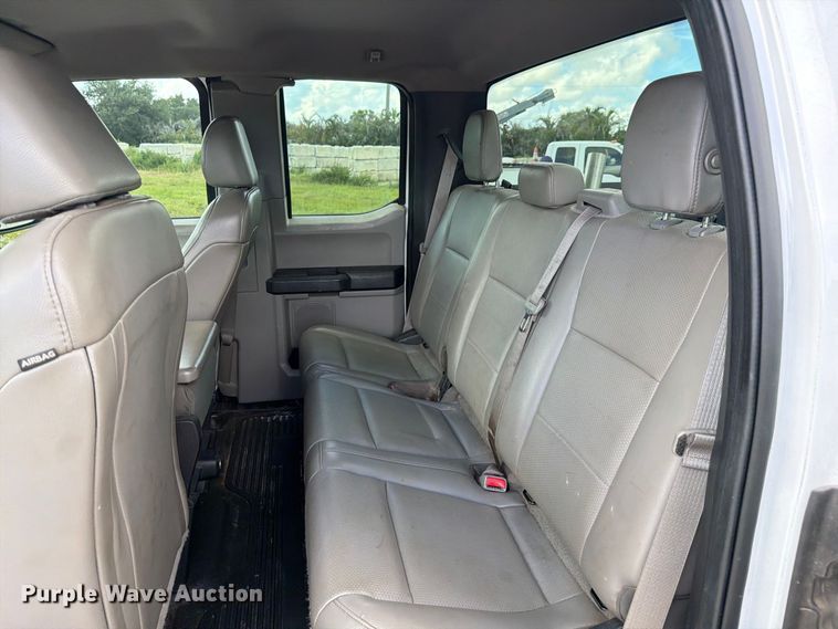 image for item DV7334 2017 Ford F250 Super Duty Ext. Cab utility bed pickup truck