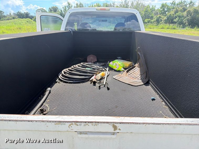 image for item DV7336 2008 Ford F350 Super Duty Ext. Cab utility bed pickup truck