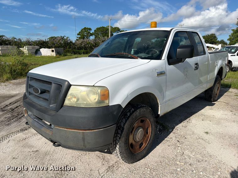 image for item DV7337 2005 Ford F150 Ext. Cab pickup truck