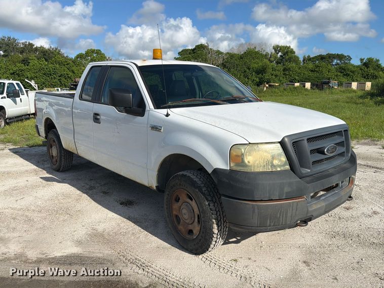 image for item DV7337 2005 Ford F150 Ext. Cab pickup truck