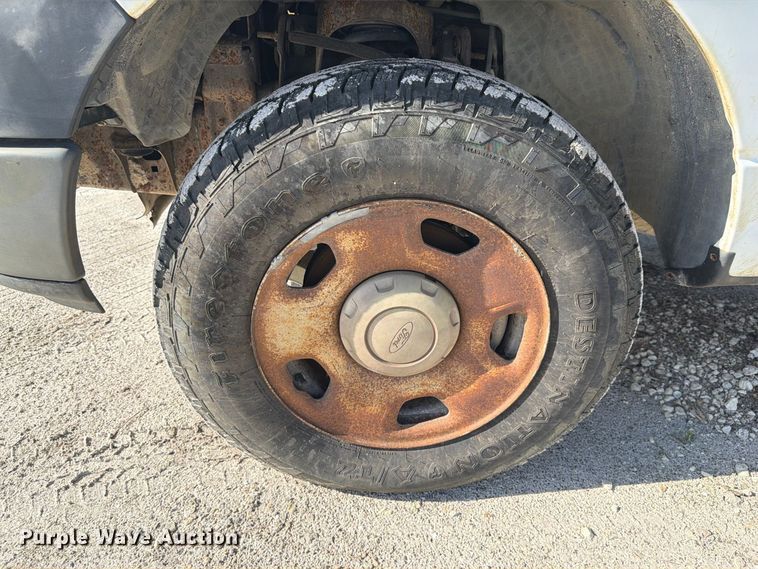 image for item DV7337 2005 Ford F150 Ext. Cab pickup truck