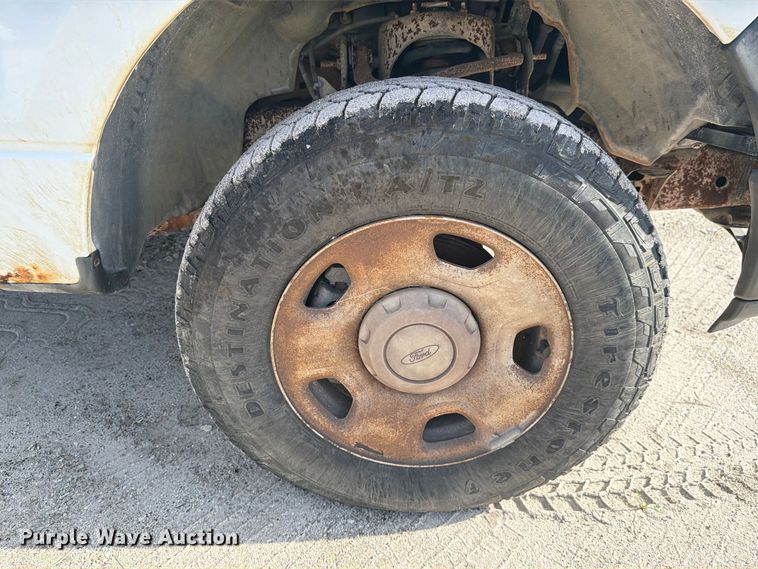 image for item DV7337 2005 Ford F150 Ext. Cab pickup truck