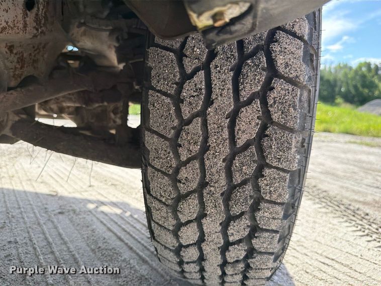 image for item DV7337 2005 Ford F150 Ext. Cab pickup truck