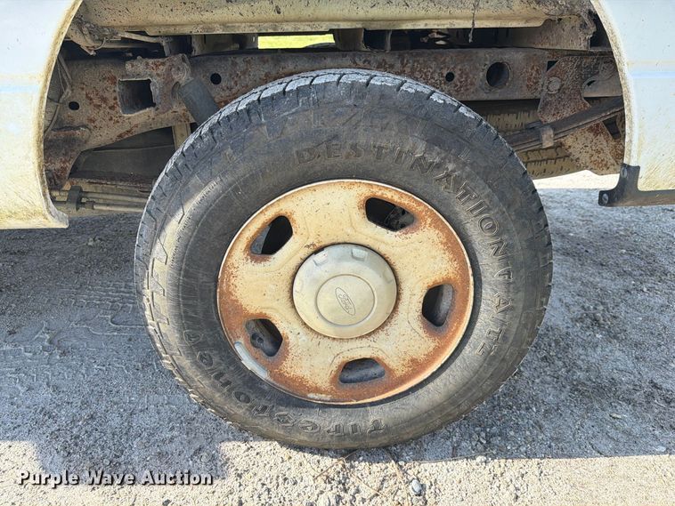 image for item DV7337 2005 Ford F150 Ext. Cab pickup truck