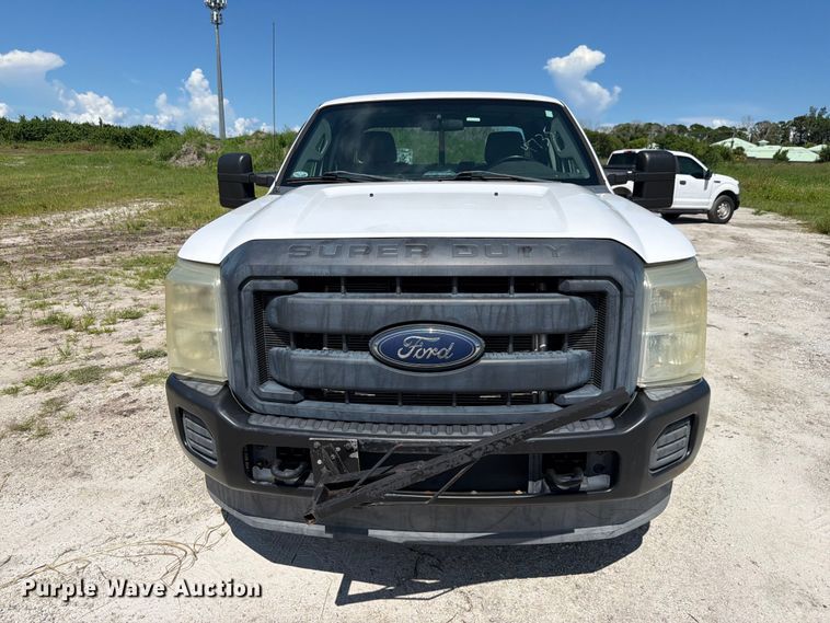 image for item DV7338 2015 Ford F250 Super Duty Ext. Cab utility bed pickup truck