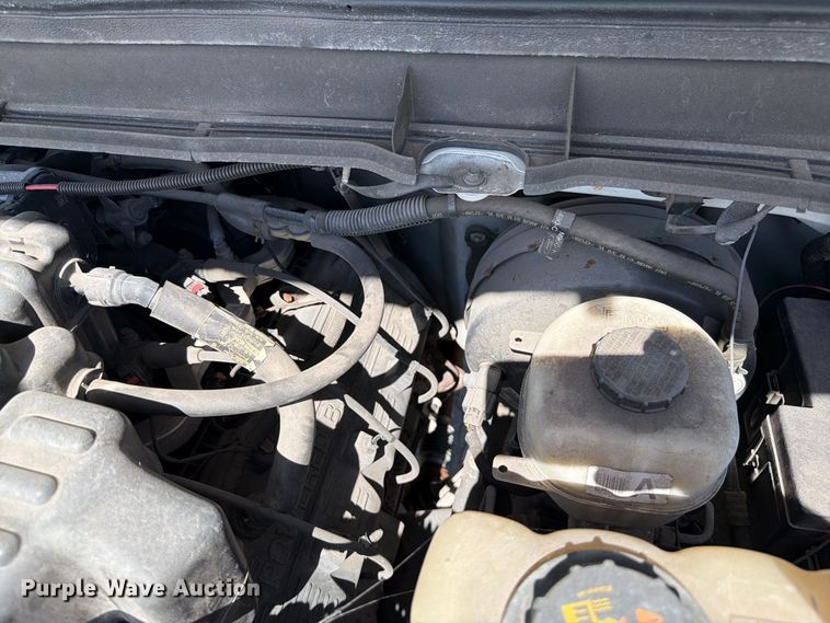 image for item DV7338 2015 Ford F250 Super Duty Ext. Cab utility bed pickup truck