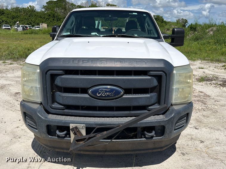 image for item DV7339 2015 Ford F250 Super Duty Ext. Cab utility bed pickup truck