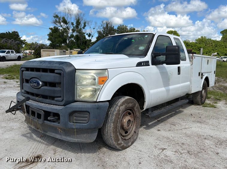 image for item DV7340 2015 Ford F250 Super Duty Ext. Cab pickup truck