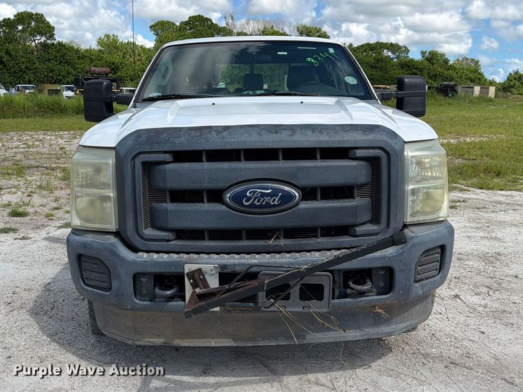 image for item DV7340 2015 Ford F250 Super Duty Ext. Cab pickup truck