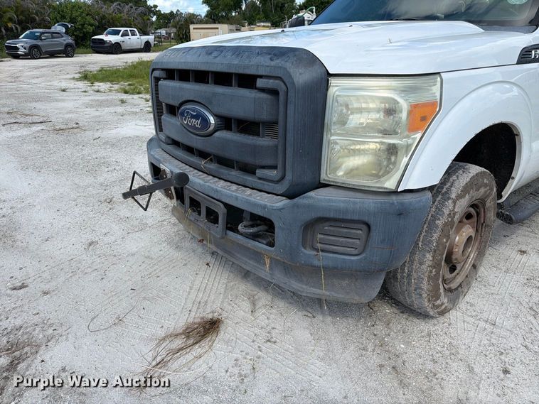 image for item DV7340 2015 Ford F250 Super Duty Ext. Cab pickup truck