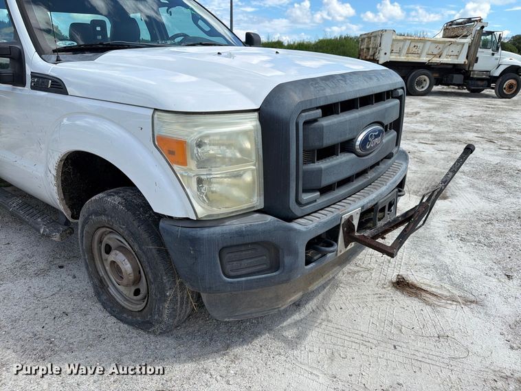 image for item DV7340 2015 Ford F250 Super Duty Ext. Cab pickup truck