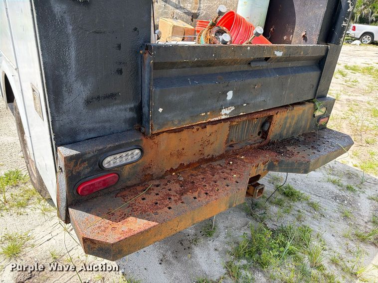 image for item DV7340 2015 Ford F250 Super Duty Ext. Cab pickup truck
