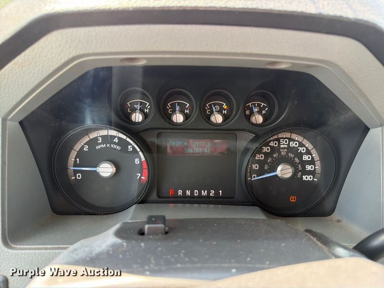 image for item DV7340 2015 Ford F250 Super Duty Ext. Cab pickup truck