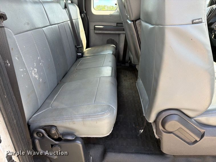 image for item DV7340 2015 Ford F250 Super Duty Ext. Cab pickup truck