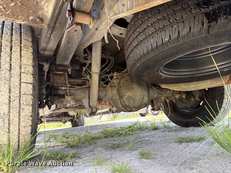 image for item DV7340 2015 Ford F250 Super Duty Ext. Cab pickup truck