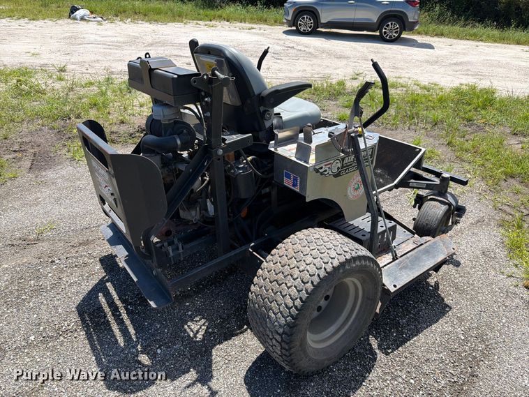 image for item DV7345 2013 Dixie Chopper Classic 3372HP ZTR lawn mower