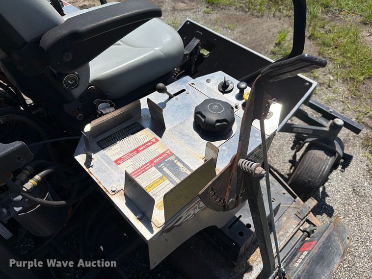 image for item DV7345 2013 Dixie Chopper Classic 3372HP ZTR lawn mower