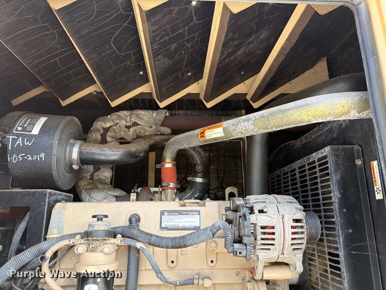 image for item DV7347 Generac SD060 generator