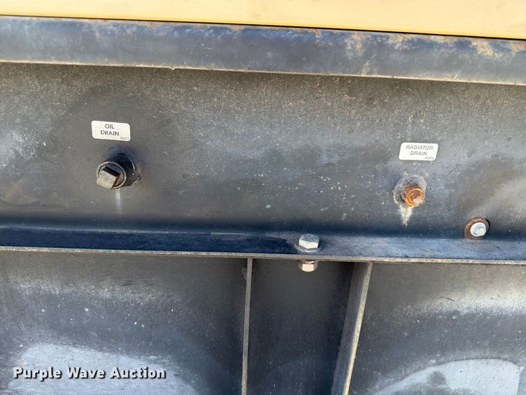 image for item DV7348 Generac SD060 generator
