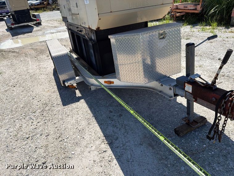 image for item DV7348 Generac SD060 generator