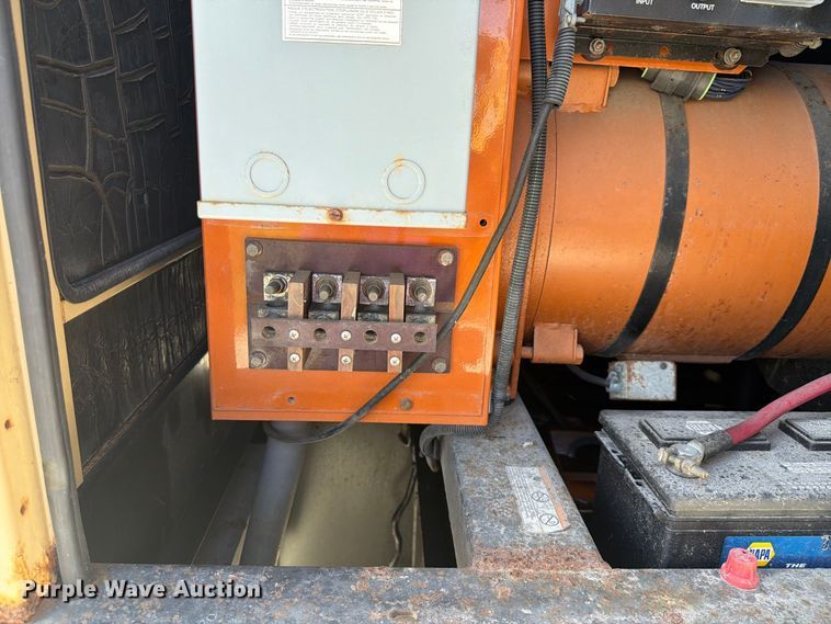 image for item DV7348 Generac SD060 generator