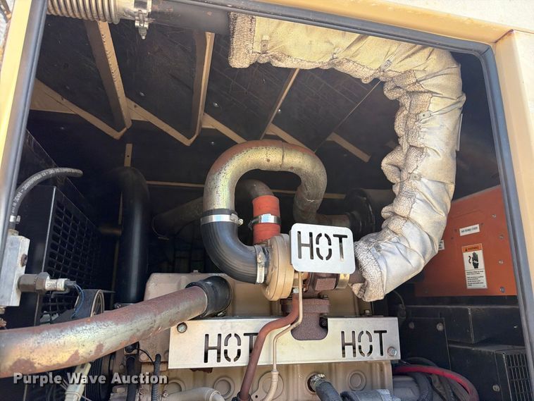 image for item DV7348 Generac SD060 generator