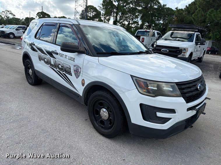 image for item DV7353 2017 Ford Explorer Police SUV