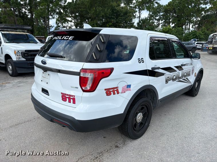 image for item DV7353 2017 Ford Explorer Police SUV