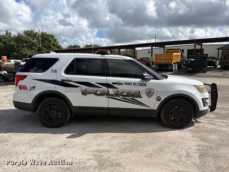 image for item DV7354 2016 Ford Explorer Police SUV