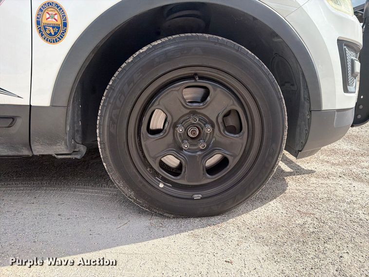 image for item DV7354 2016 Ford Explorer Police SUV