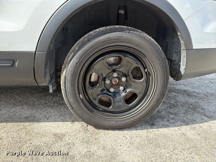 image for item DV7354 2016 Ford Explorer Police SUV