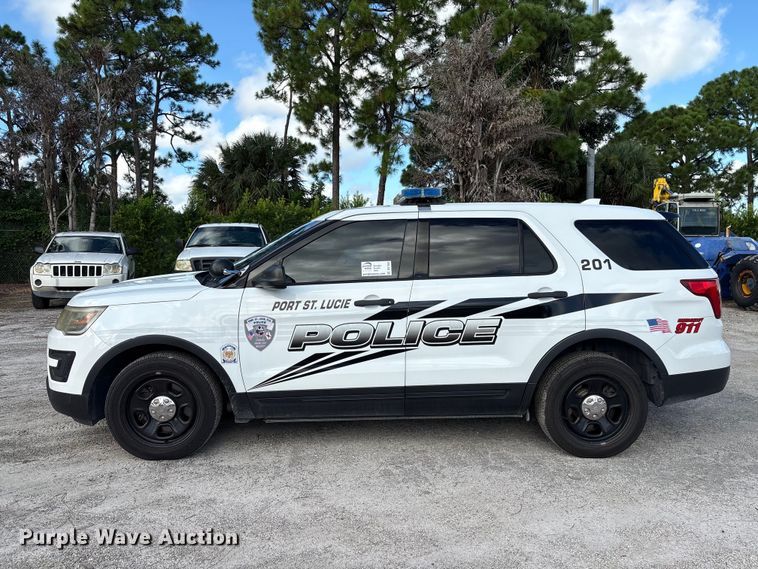 image for item DV7355 2017 Ford Explorer Police SUV