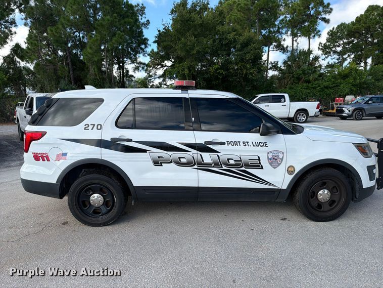 image for item DV7355 2017 Ford Explorer Police SUV