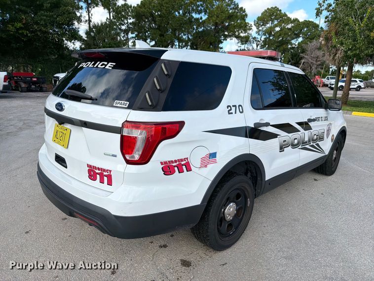 image for item DV7355 2017 Ford Explorer Police SUV