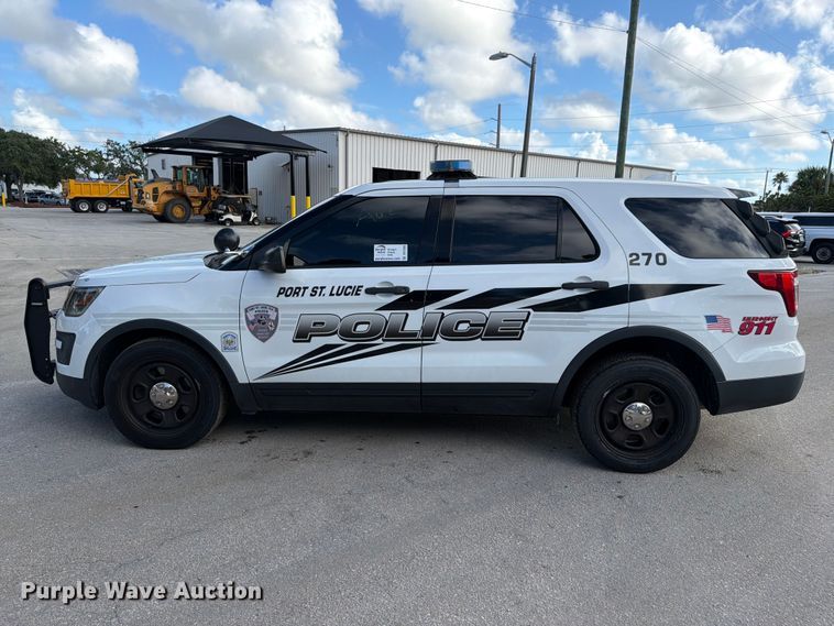 image for item DV7355 2017 Ford Explorer Police SUV