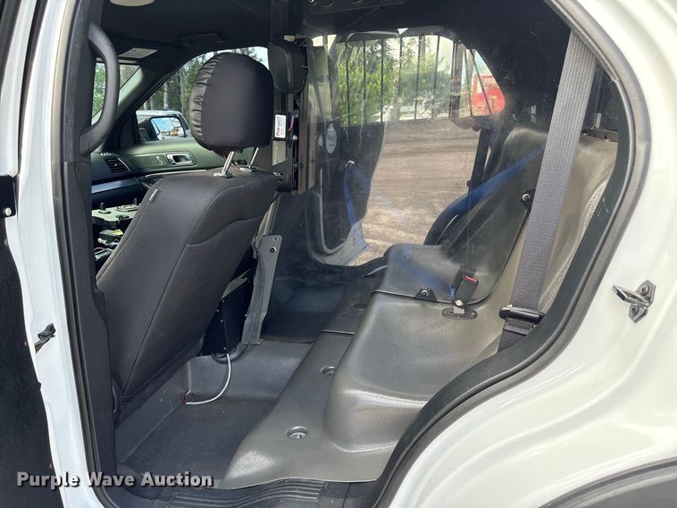 image for item DV7355 2017 Ford Explorer Police SUV