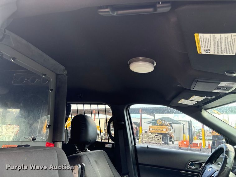 image for item DV7355 2017 Ford Explorer Police SUV
