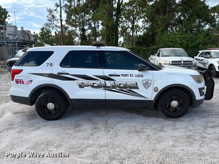 image for item DV7356 2016 Ford Explorer Police SUV