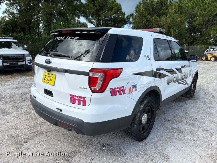 image for item DV7356 2016 Ford Explorer Police SUV