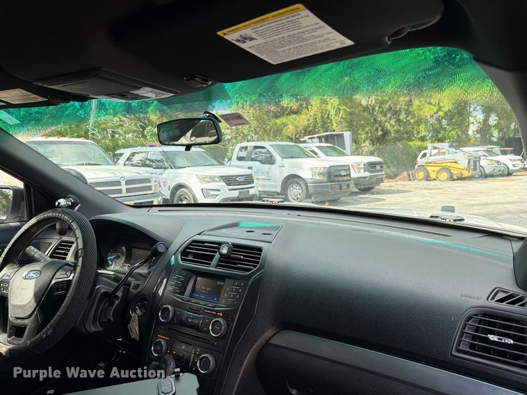 image for item DV7356 2016 Ford Explorer Police SUV