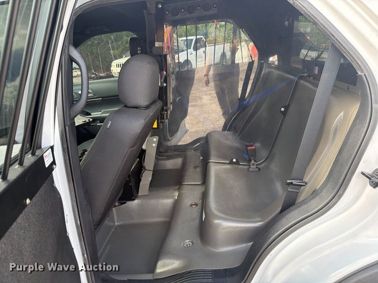 image for item DV7357 2017 Ford Explorer Police SUV