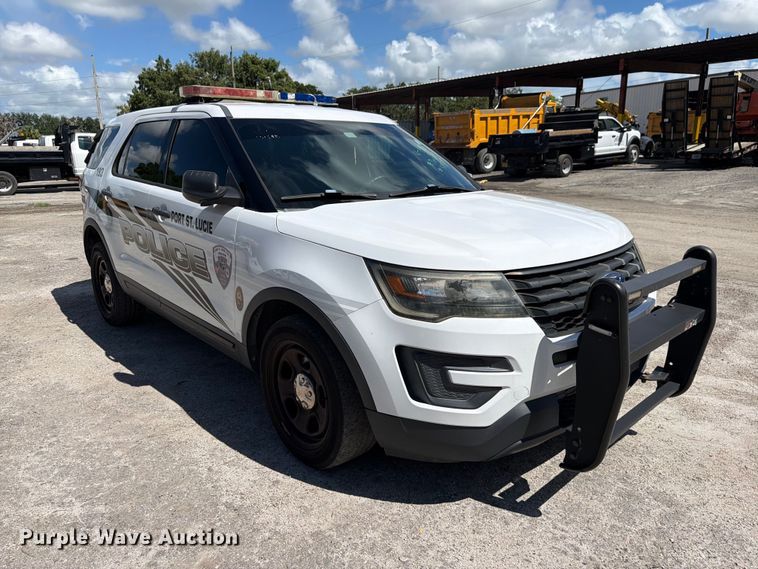 image for item DV7359 2017 Ford Explorer Police SUV