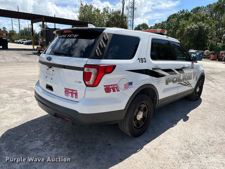 image for item DV7359 2017 Ford Explorer Police SUV