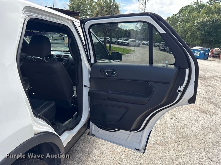 image for item DV7360 2018 Ford Explorer Police SUV